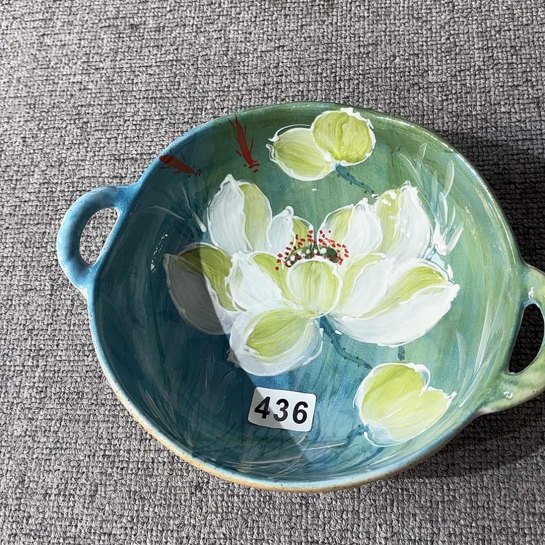 瓷片天*蓝兔兔好e o l l l l lo o