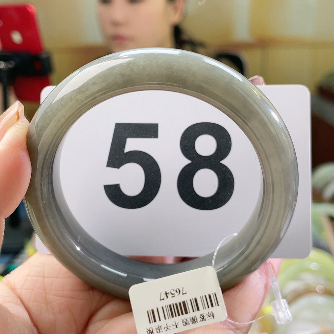 未镶嵌手镯和田玉玫*