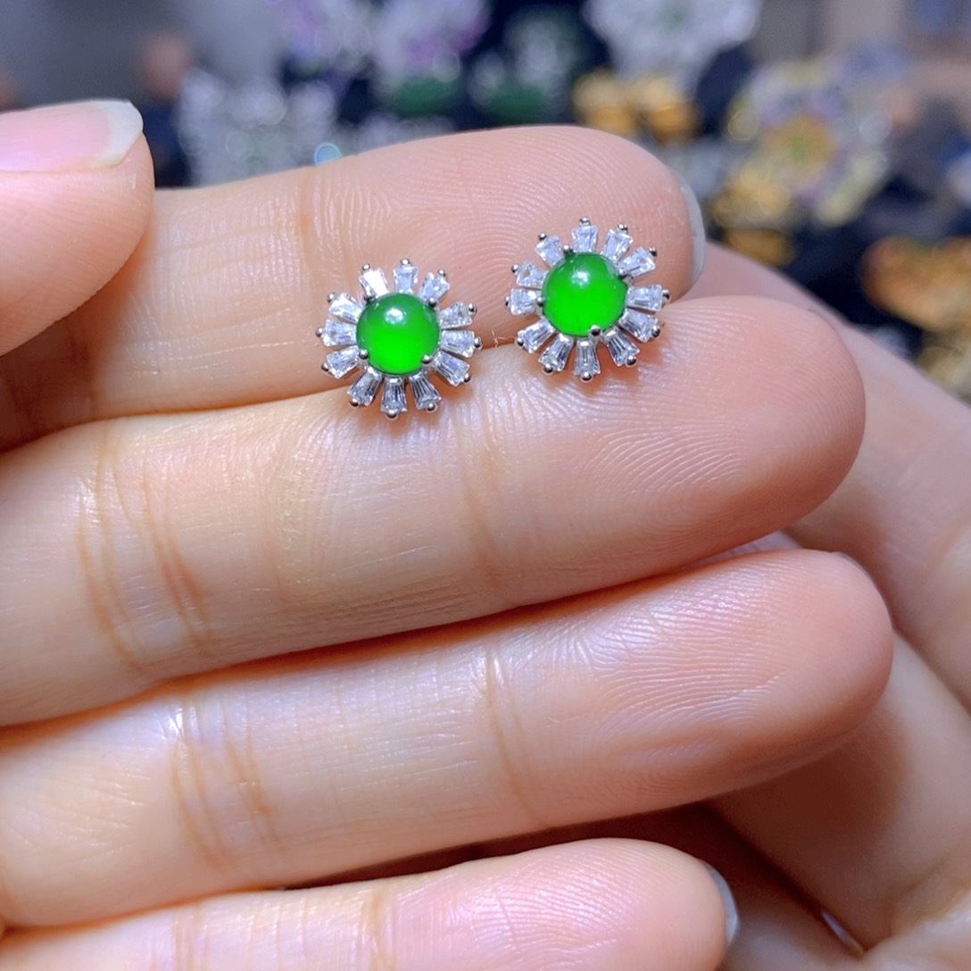 翡翠耳钉银S925镶嵌天然翡翠