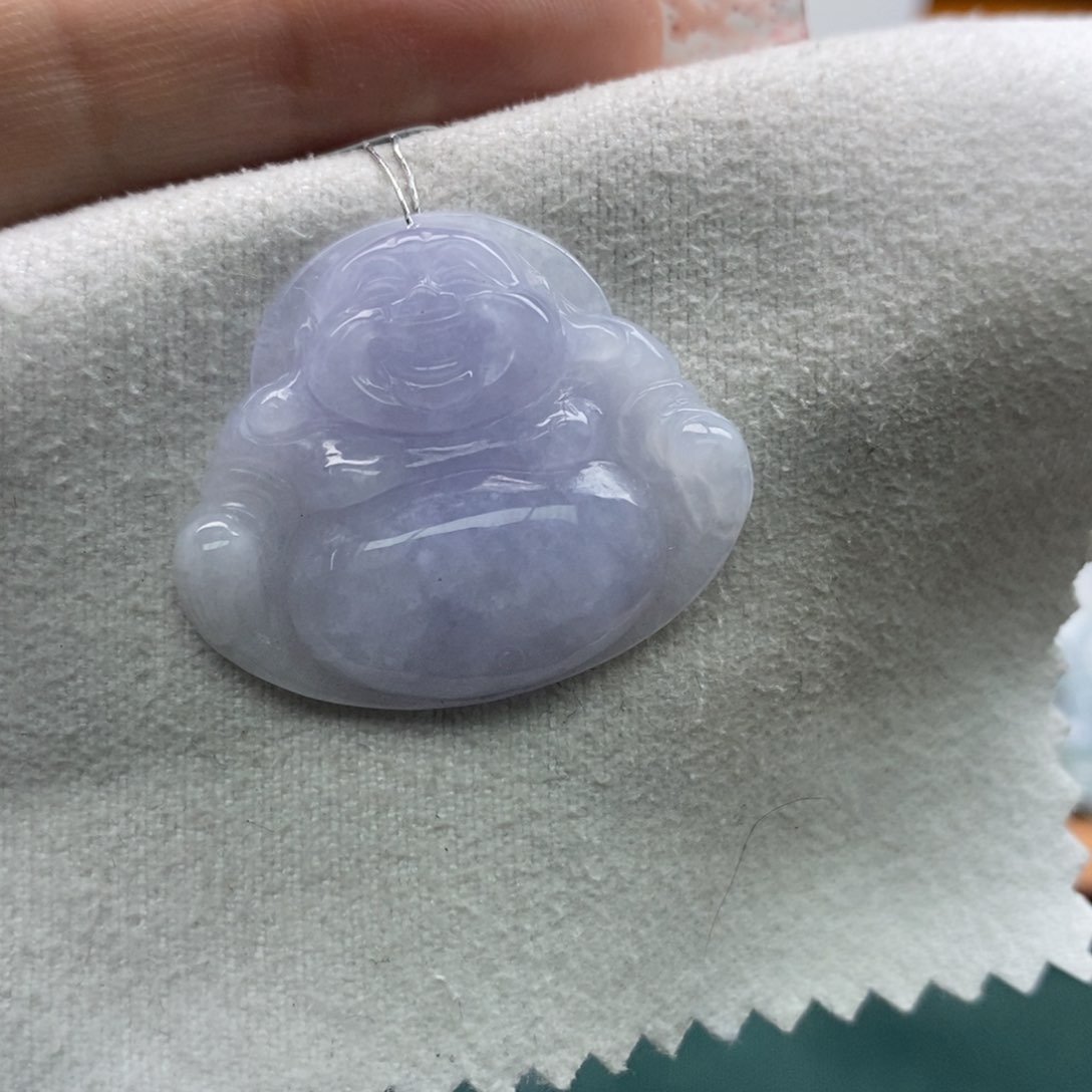 翡翠颈饰未镶嵌佛公