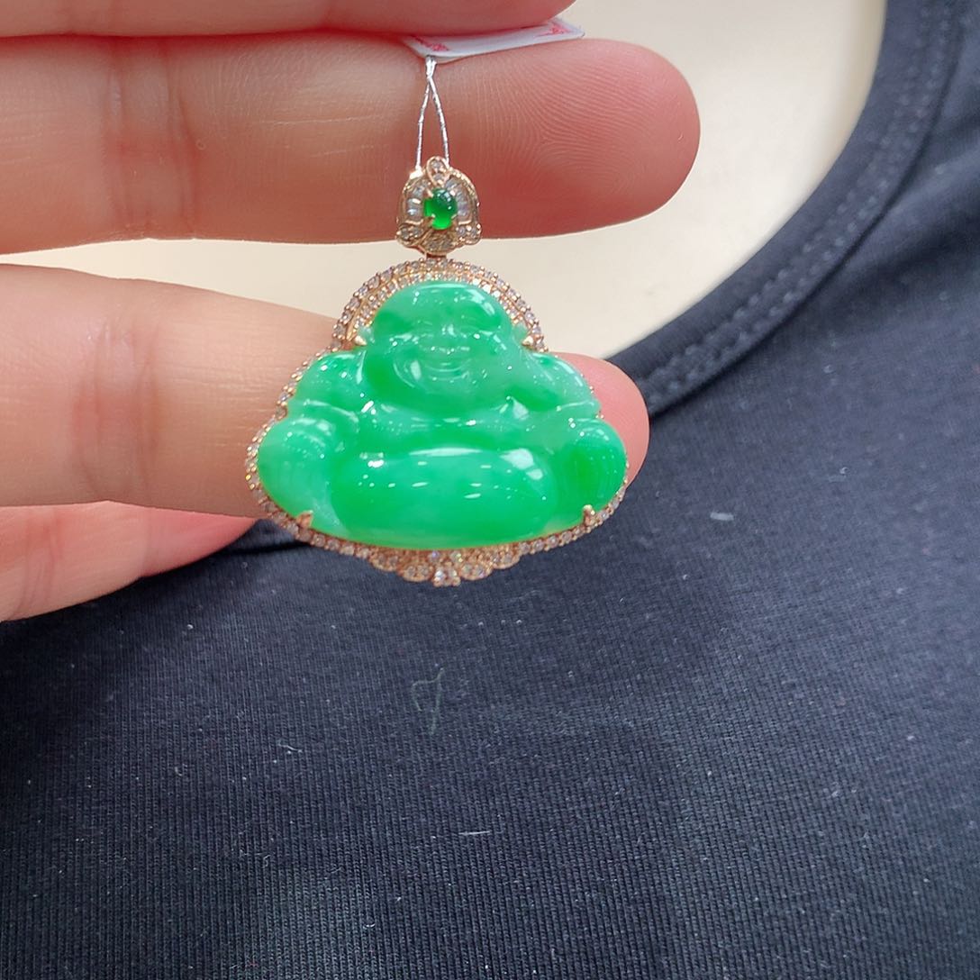 翡翠颈饰18K金镶嵌佛公