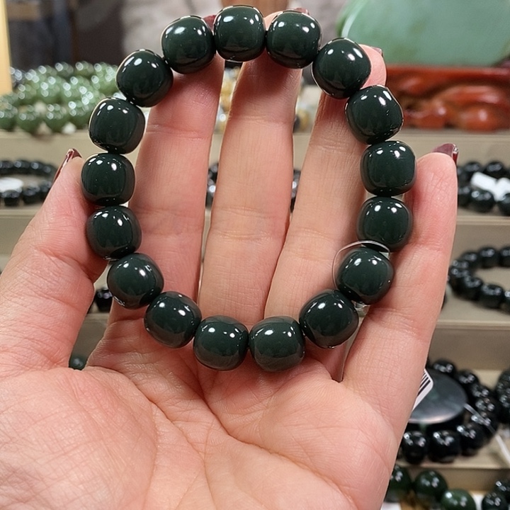 和田玉颈饰未镶嵌冰***雪