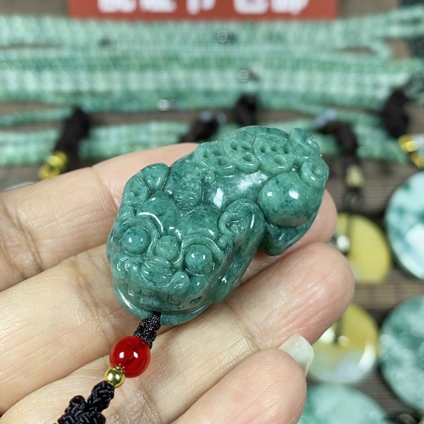 【闪购商品】翡翠颈饰未镶嵌玉吊坠翡翠玉貔貅吊坠