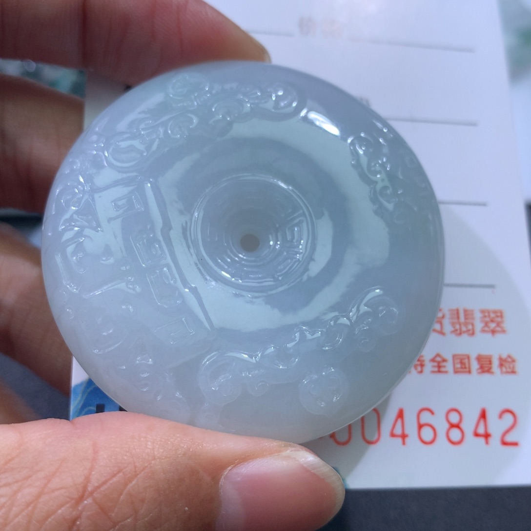 颈饰未镶嵌翡翠时