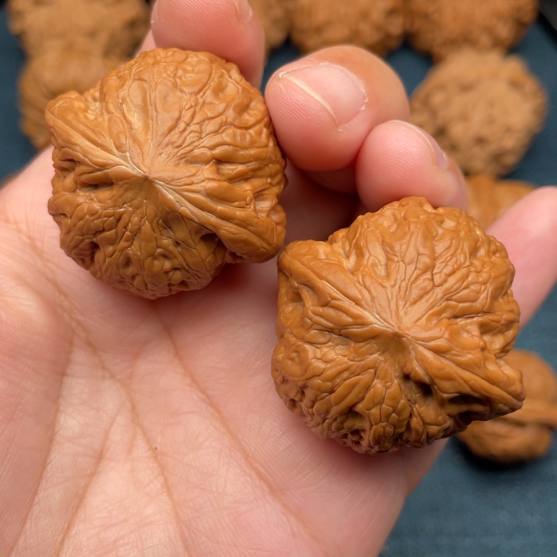 文玩核桃把件全品铁锤39