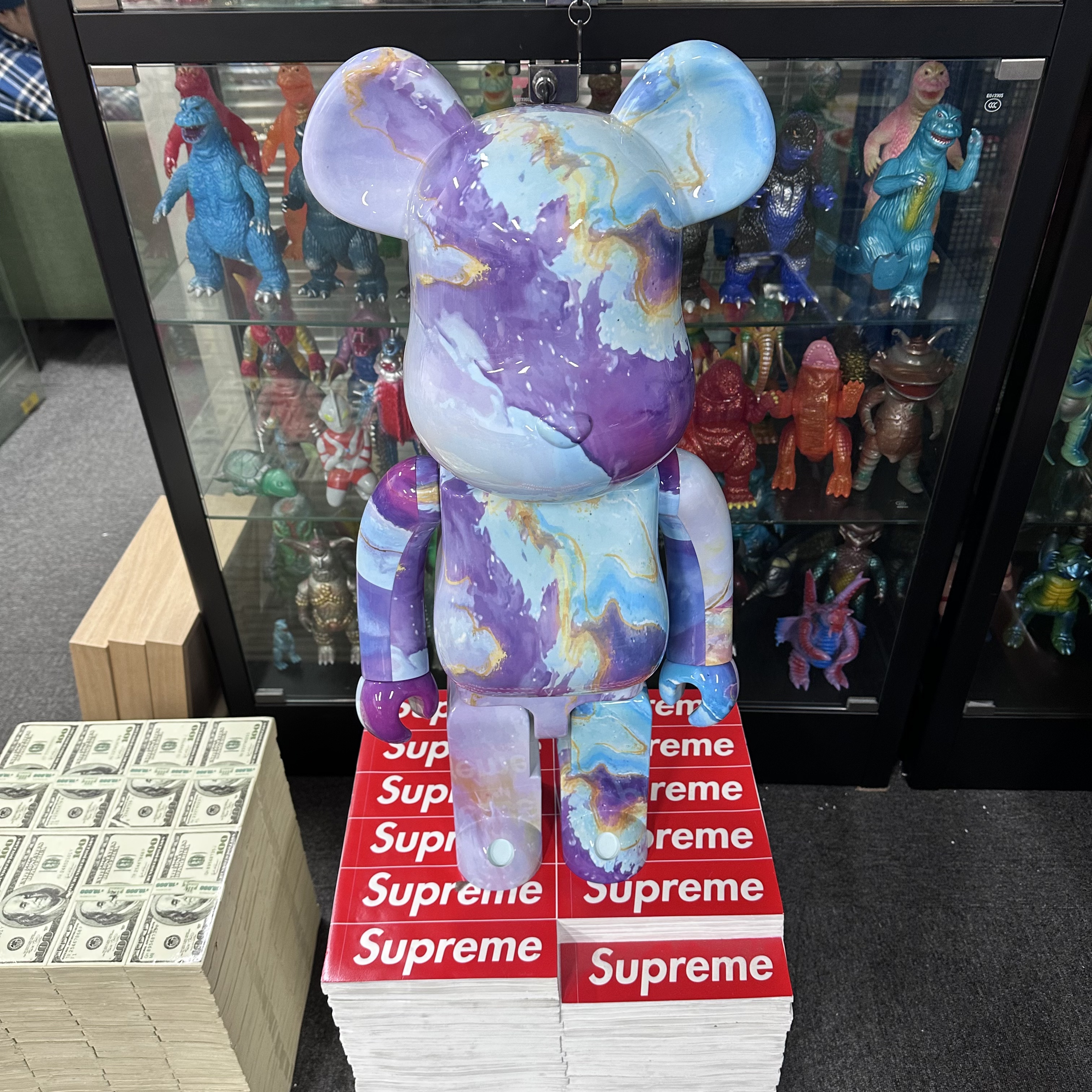 【山】bearbrick 星云大理石 1000%