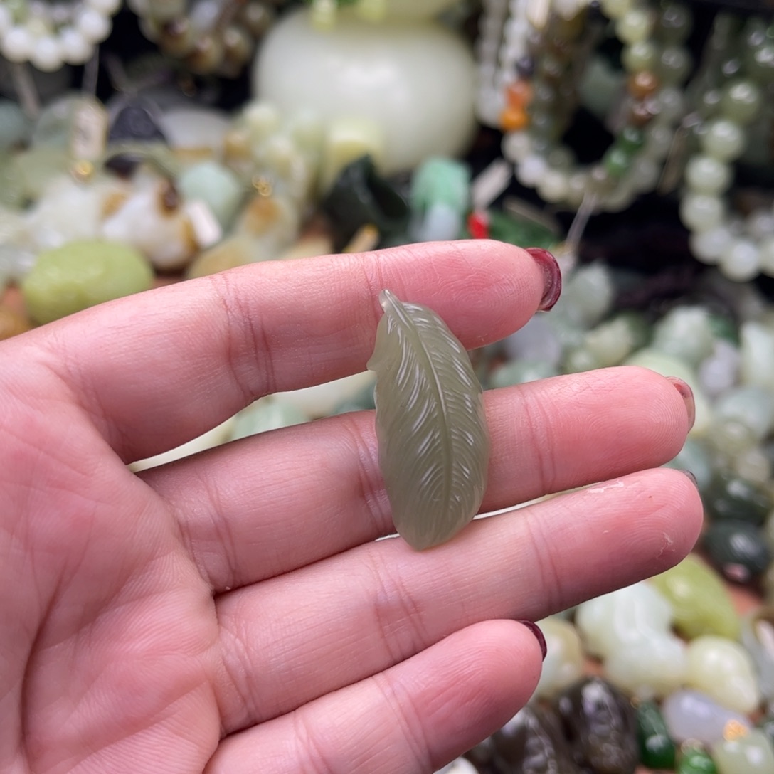 和田玉未镶嵌吊坠(不含链)