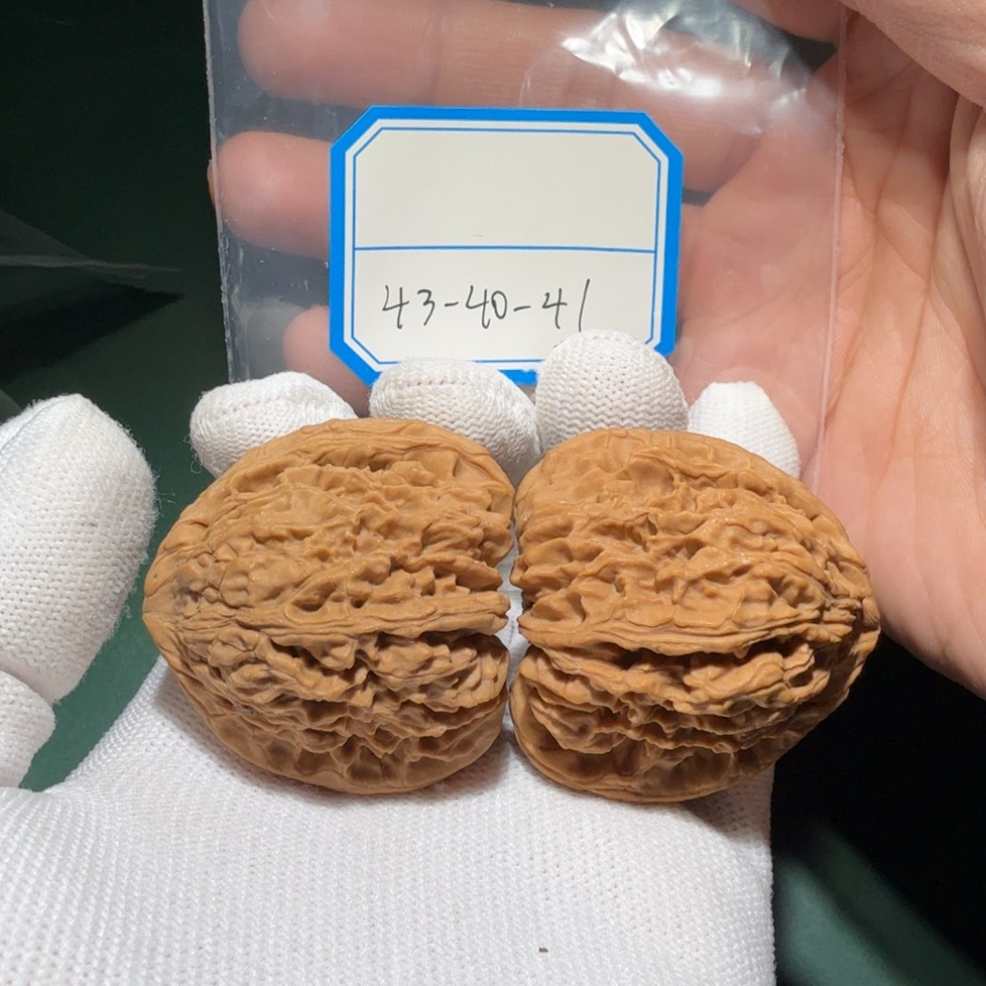 文玩核桃吊坠南疆27