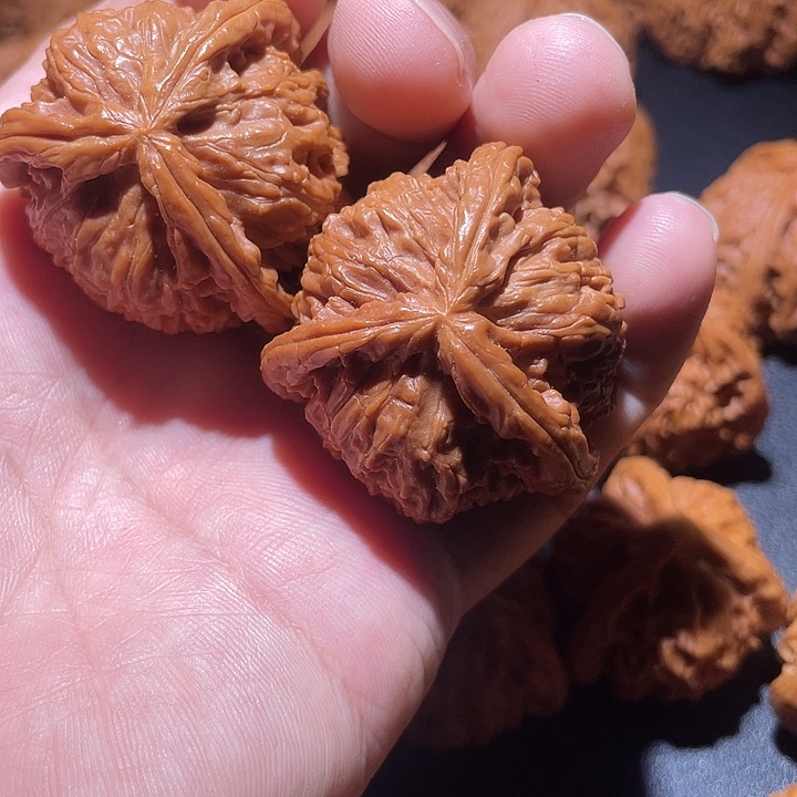 *****文玩核桃吊坠亲亲亲亲