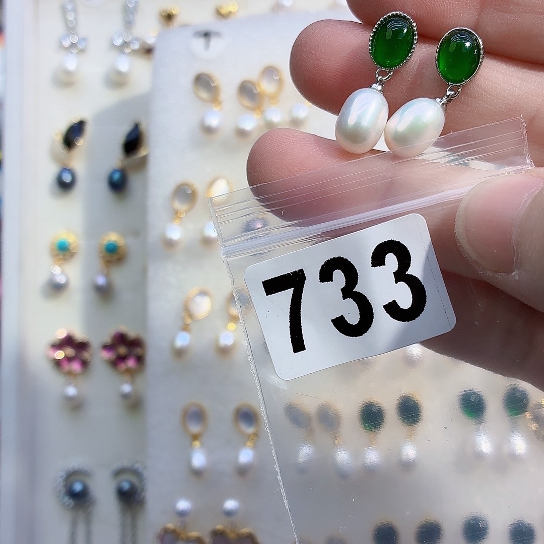 ****贵淡水珍珠合金耳饰