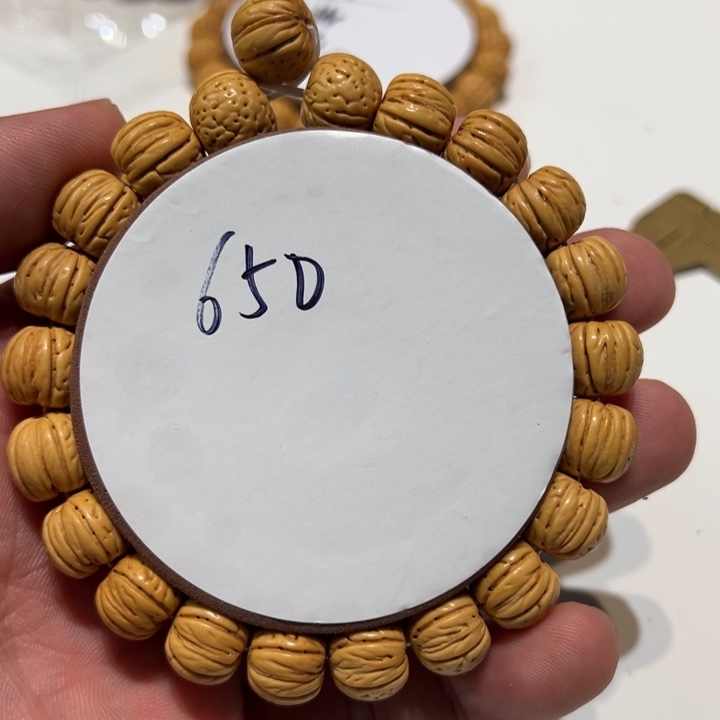 河***鲤手串桃核12➕金丹5号