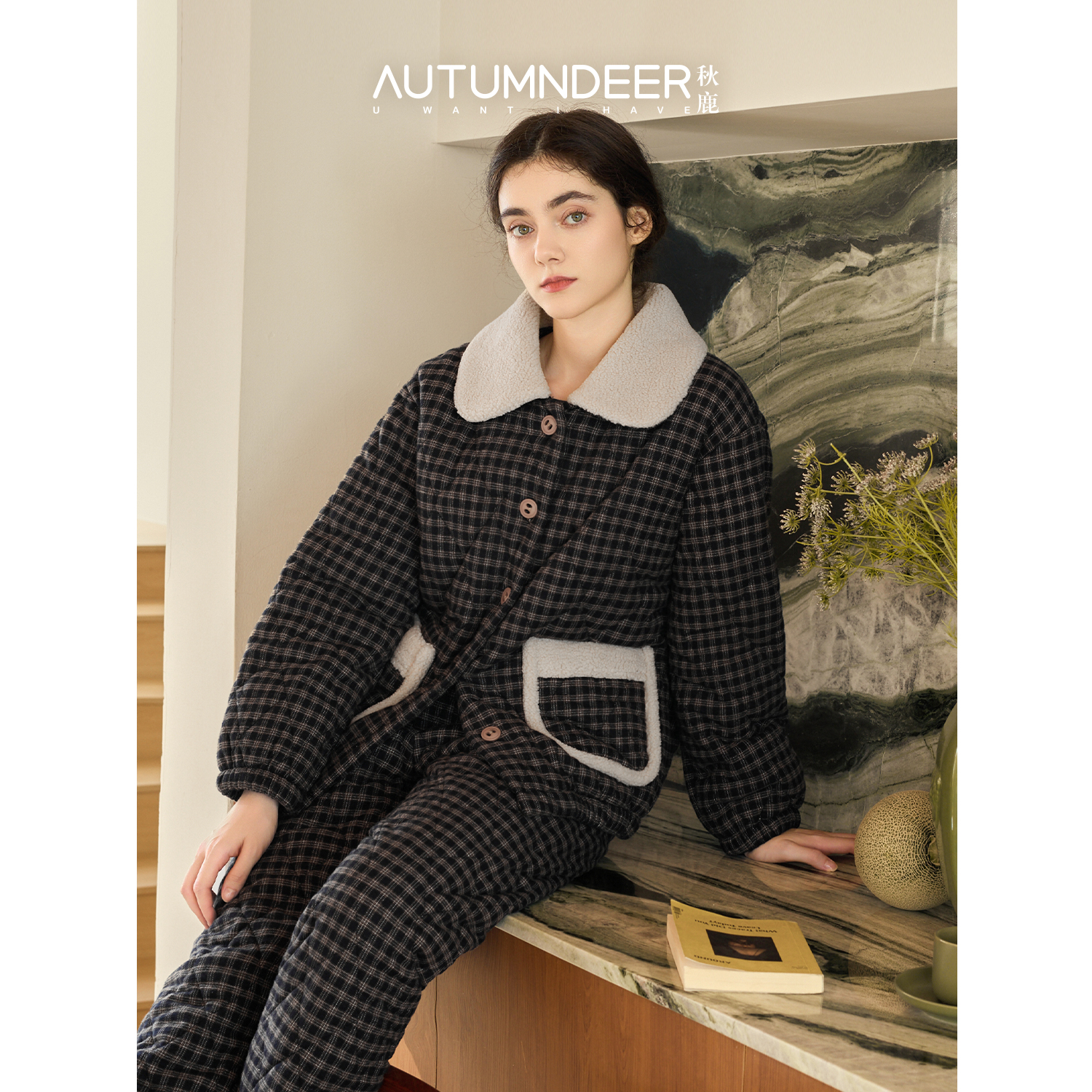 秋鹿针织单面印格三夹棉扣领长袖长裤女套保暖