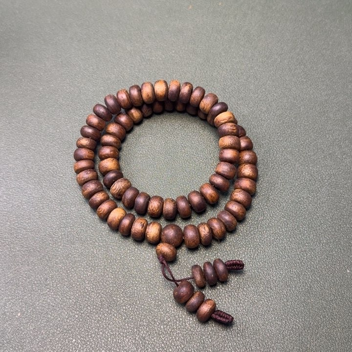 沉香手串淇***r海南乌身圆叶虫漏老料18克