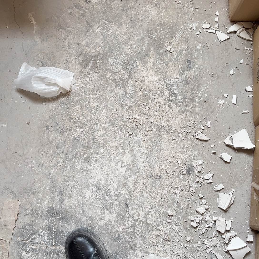 幻***光青瓷调理碟青两个微瑕