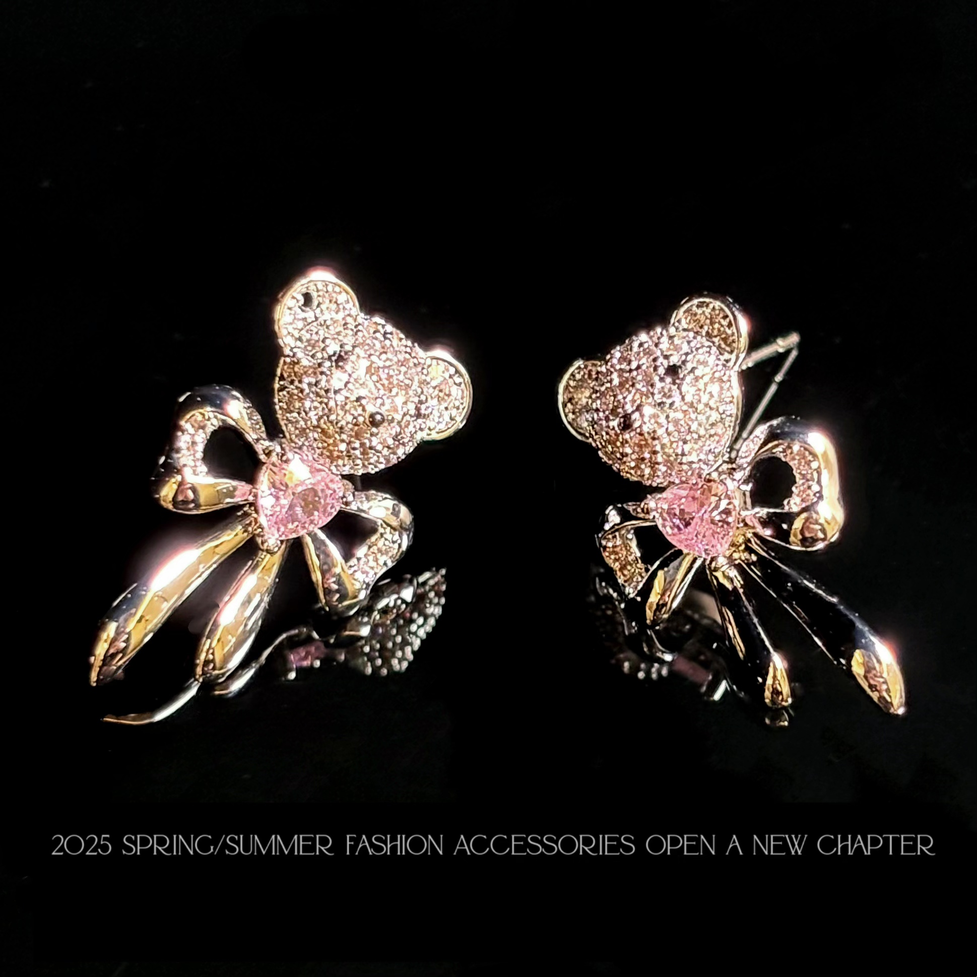 铜合金耳饰 镀K金 2025款C8093【爱心小熊】铂堡俪 BOBAOLI 耳钉