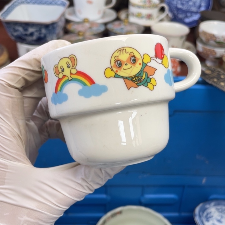 他家瓷器真美…开播了