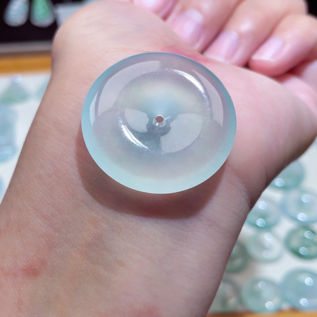 颈饰未镶嵌翡翠扣子