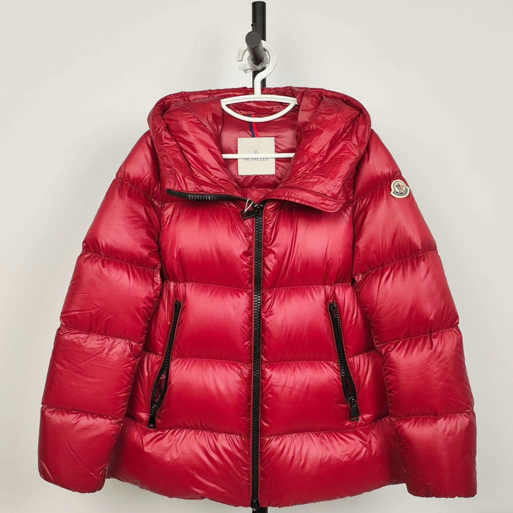 99新 MONCLER 连帽羽绒服/00码/B02621