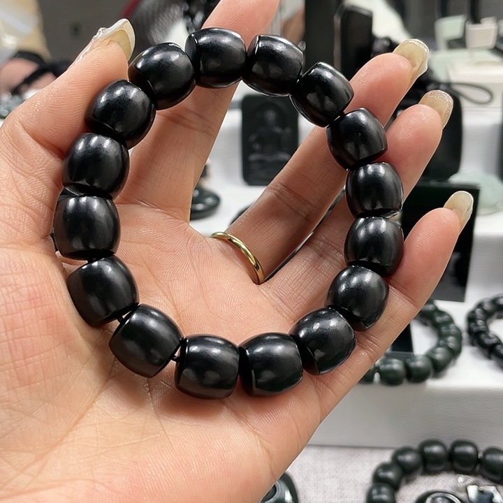 【闪购商品】和田玉（青玉）手串未镶嵌独*兽