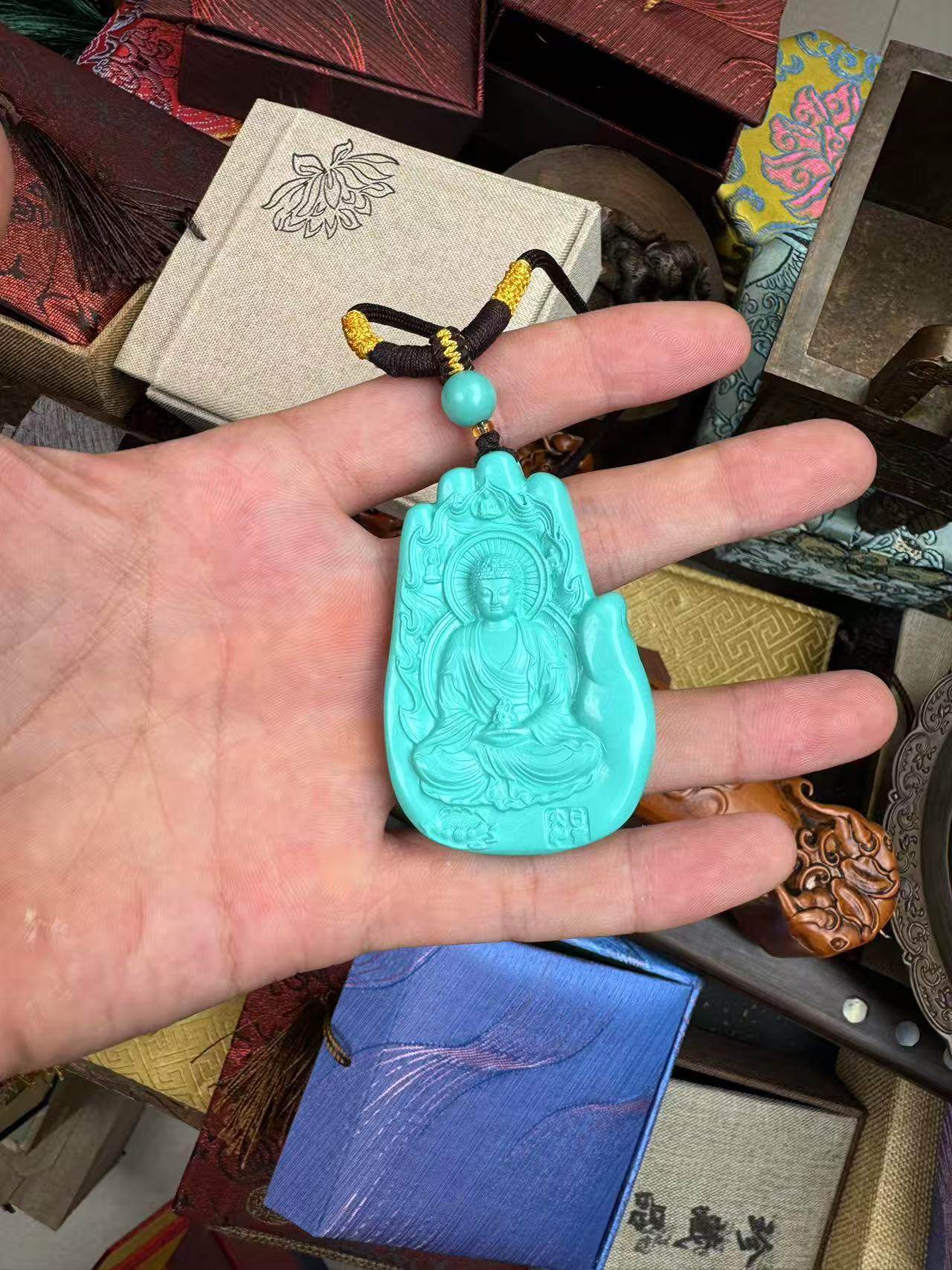 【闪购商品】原矿大日如来吊坠