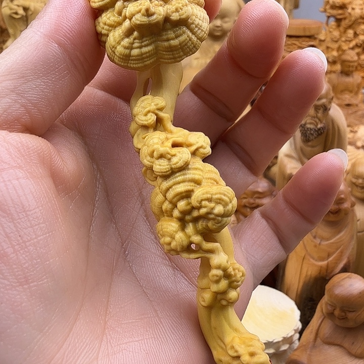 黄杨木十公分灵芝如意