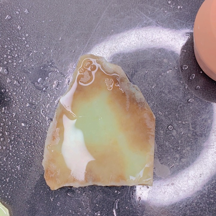 和田玉（糖玉）和田玉原石未镶嵌峰*