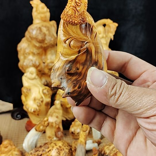 太行崖柏陈化料达摩