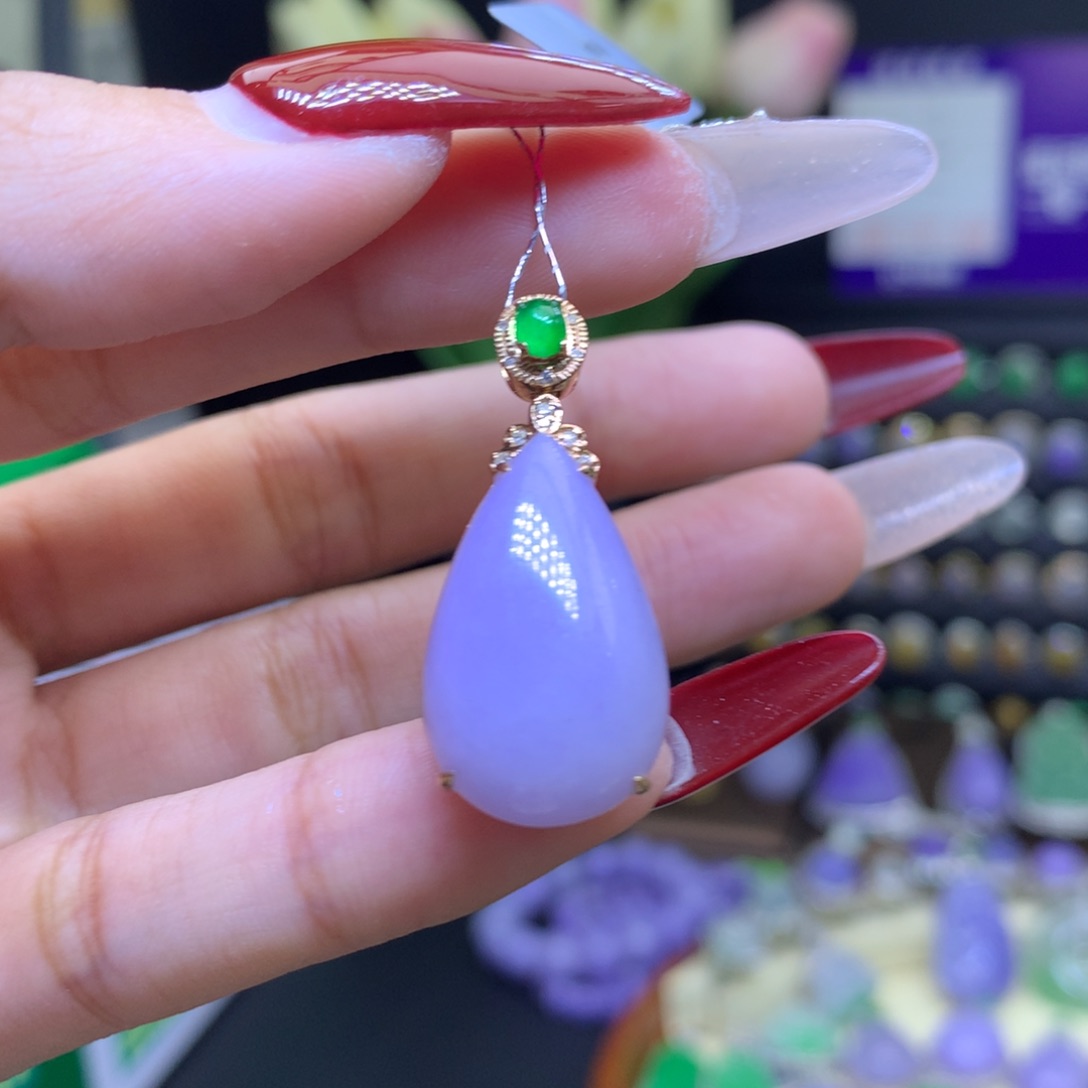 翡翠颈饰18K金镶嵌天然