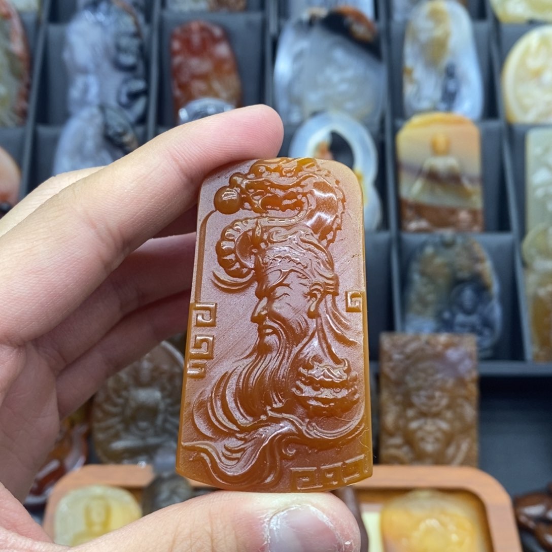 玛瑙/玉髓吊坠(赠链)未镶嵌吊坠