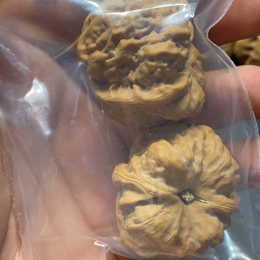 文玩核桃把件蛤蟆头98