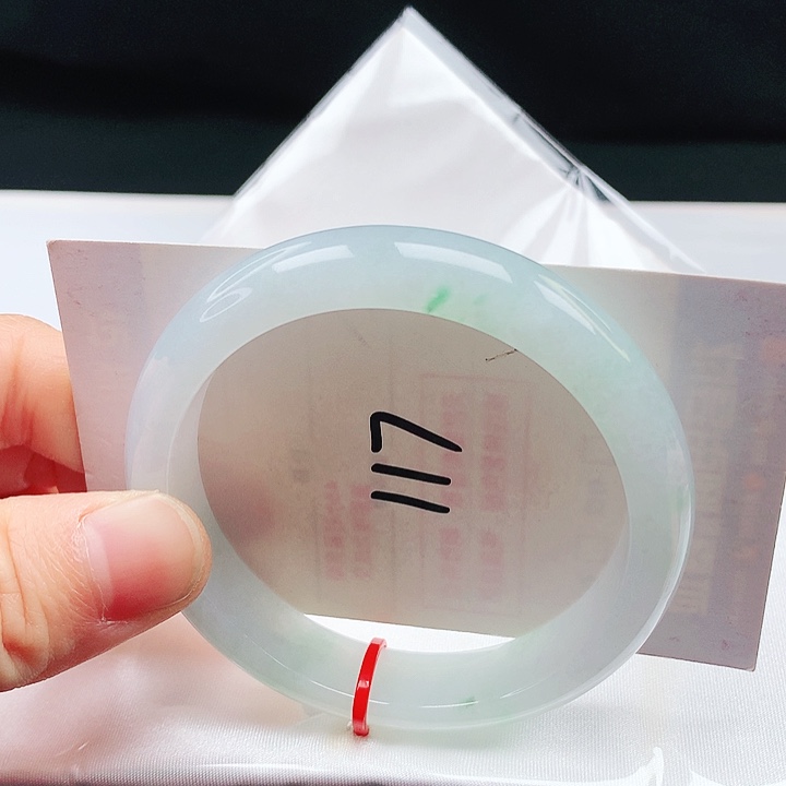 翡翠手镯未镶嵌55➕圈口