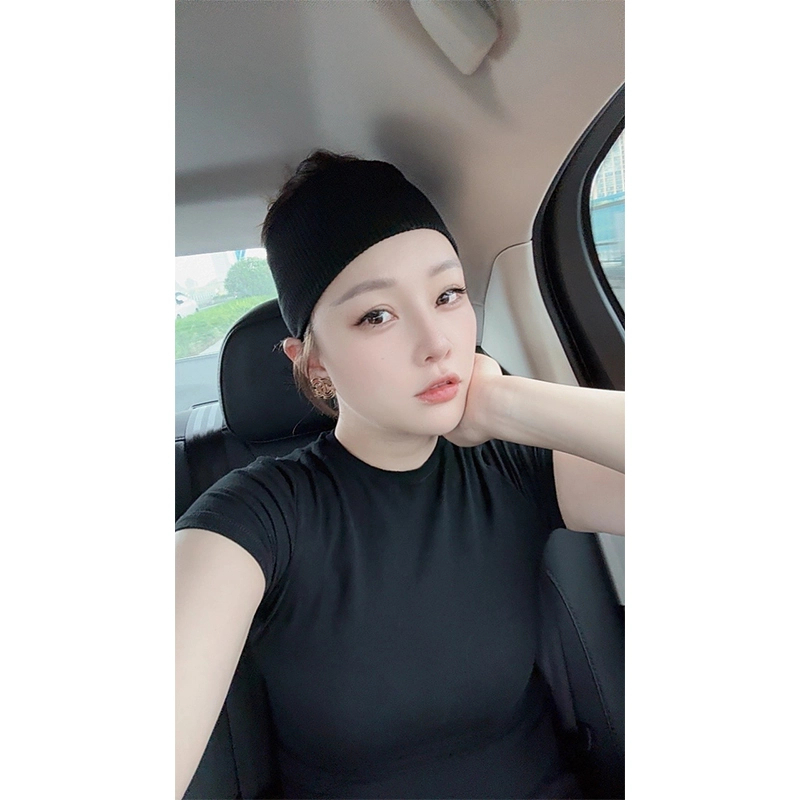 《传奇T》春季纯色短袖T恤