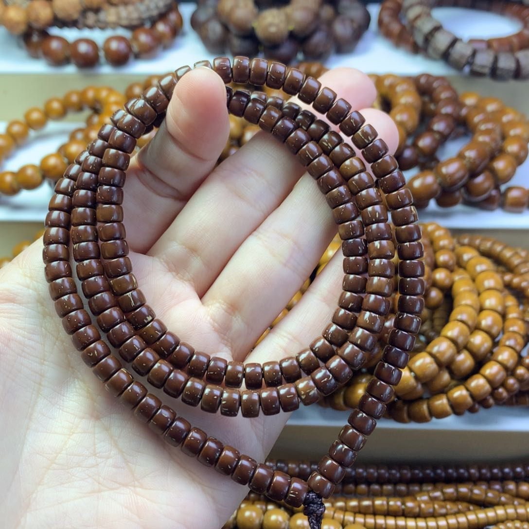 【闪购商品】手串紫金鼠?*?6*4………….