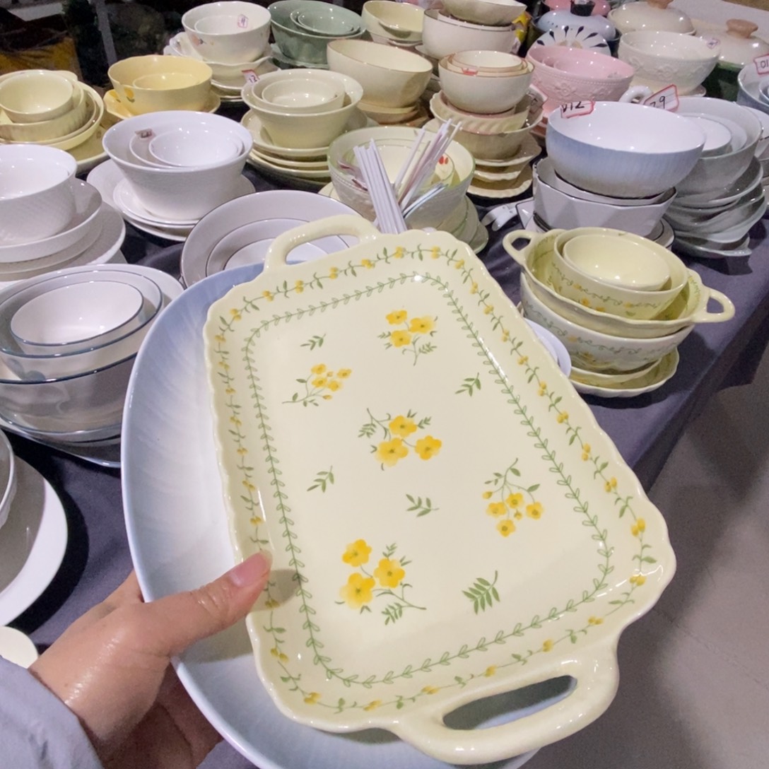 瓷鱼盘各一个，福利活动