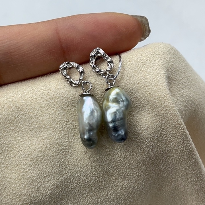 银S925镶嵌耳饰海水珍珠