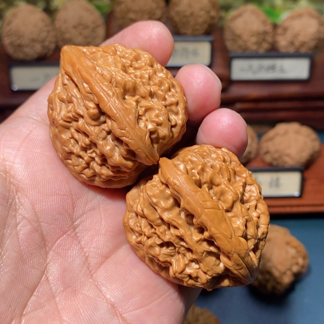 文玩核桃把件虎头王