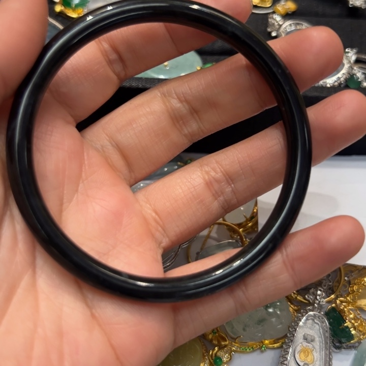 翡翠手镯未镶嵌翡翠吊坠项链