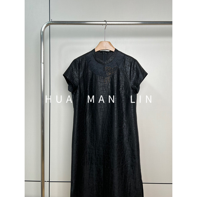 【花满林】圆领钉珠龟裂纹桑蚕丝短袖连衣裙85200