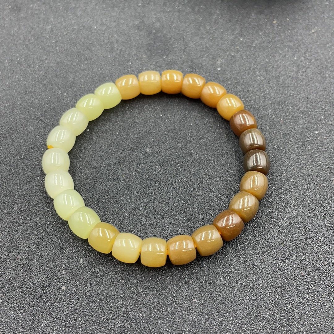 BY0220FSYN标87 和田玉手串