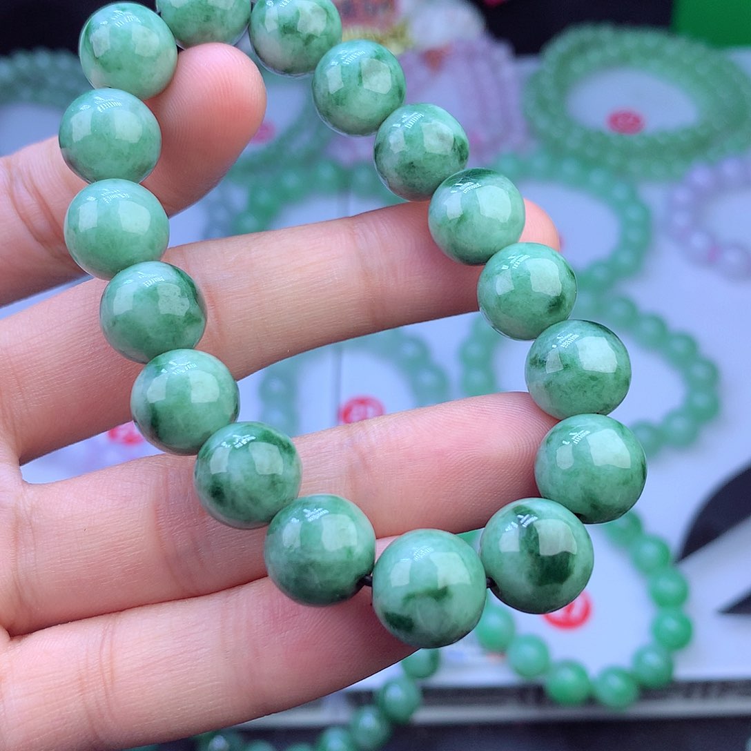 翡翠未镶嵌毛衣链