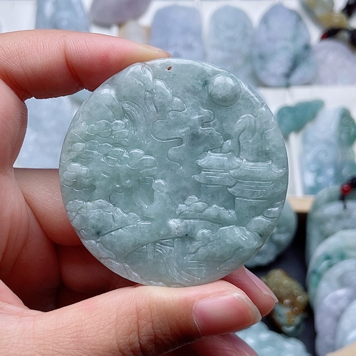 翡翠未镶嵌颈饰翡翠