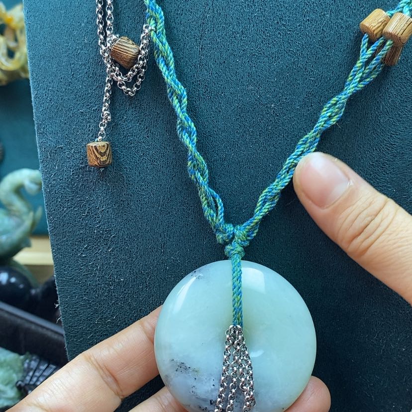 【闪购商品】蛇纹石玉吊坠未镶嵌