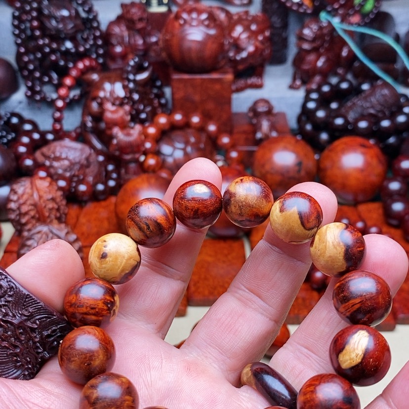 【闪购商品】檀香紫檀（小叶紫檀）