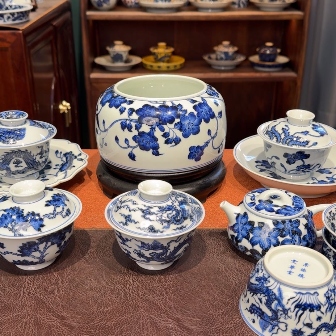 青花雯华堂手绘杯杯