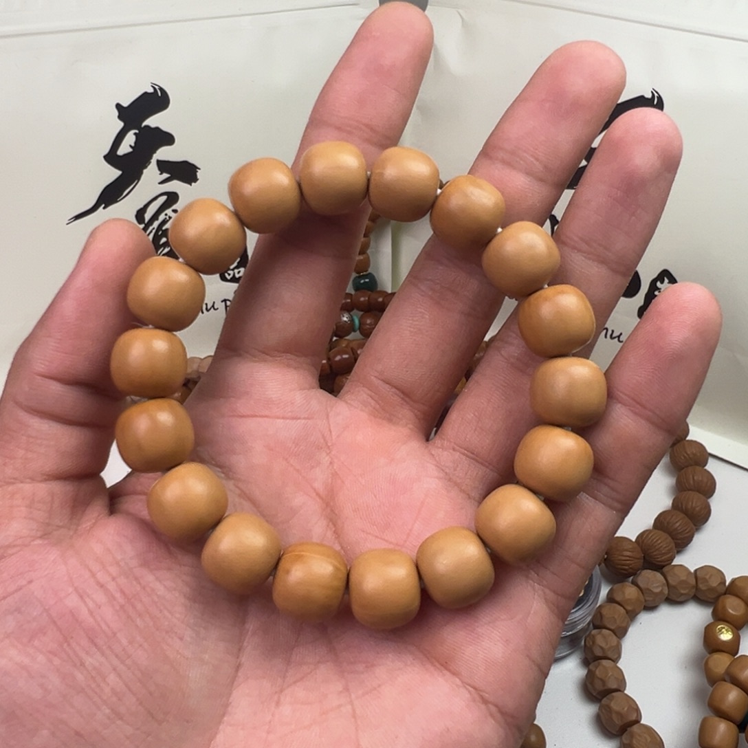 吊坠猴头核桃全品微泛油龙岩大老型