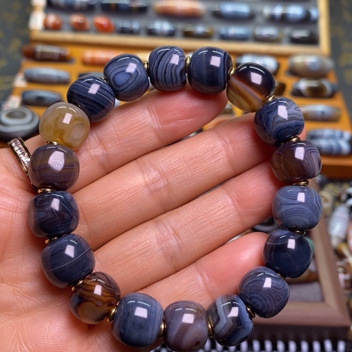 未镶嵌玛瑙/玉髓珠宝半成品