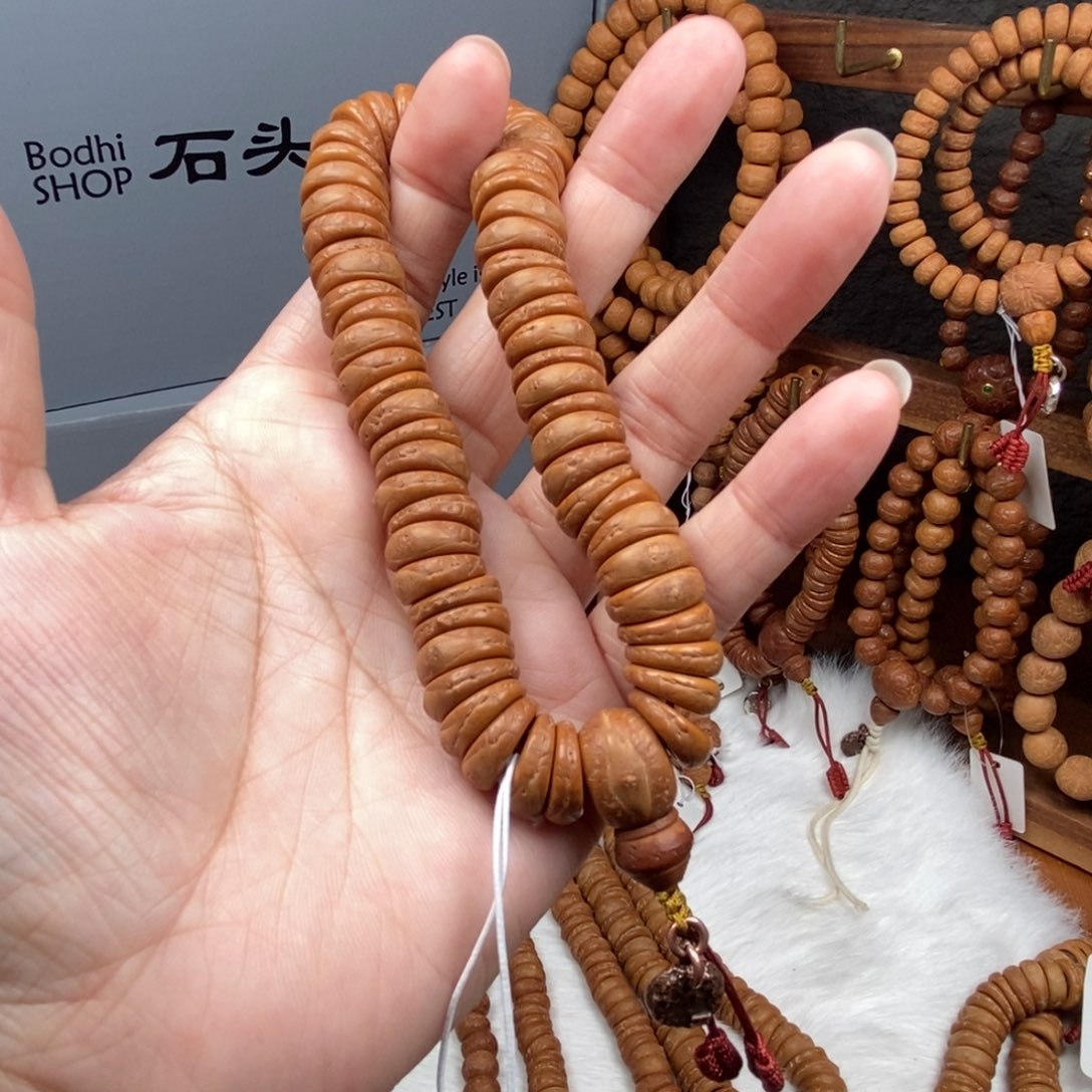 手串凤眼菩提琢玉薄切大肠14.5尺60颗