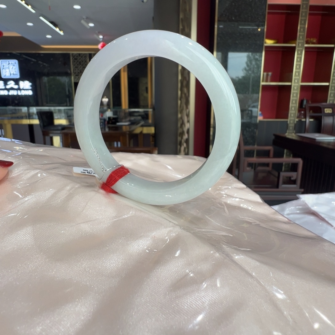 翡翠手镯未镶嵌冰紫福利不退不换有纹