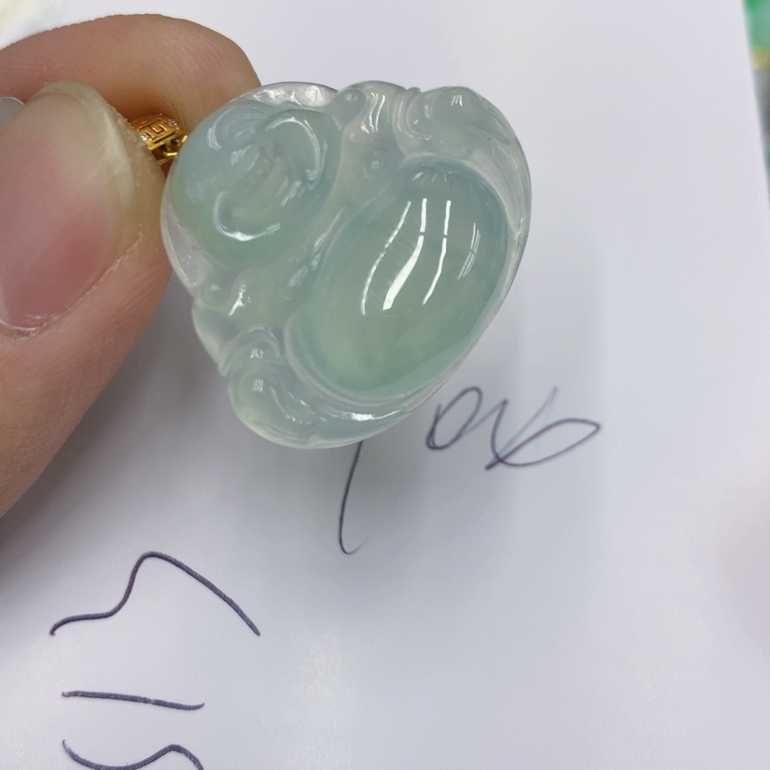 翡翠颈饰18K金镶嵌如*”翡翠