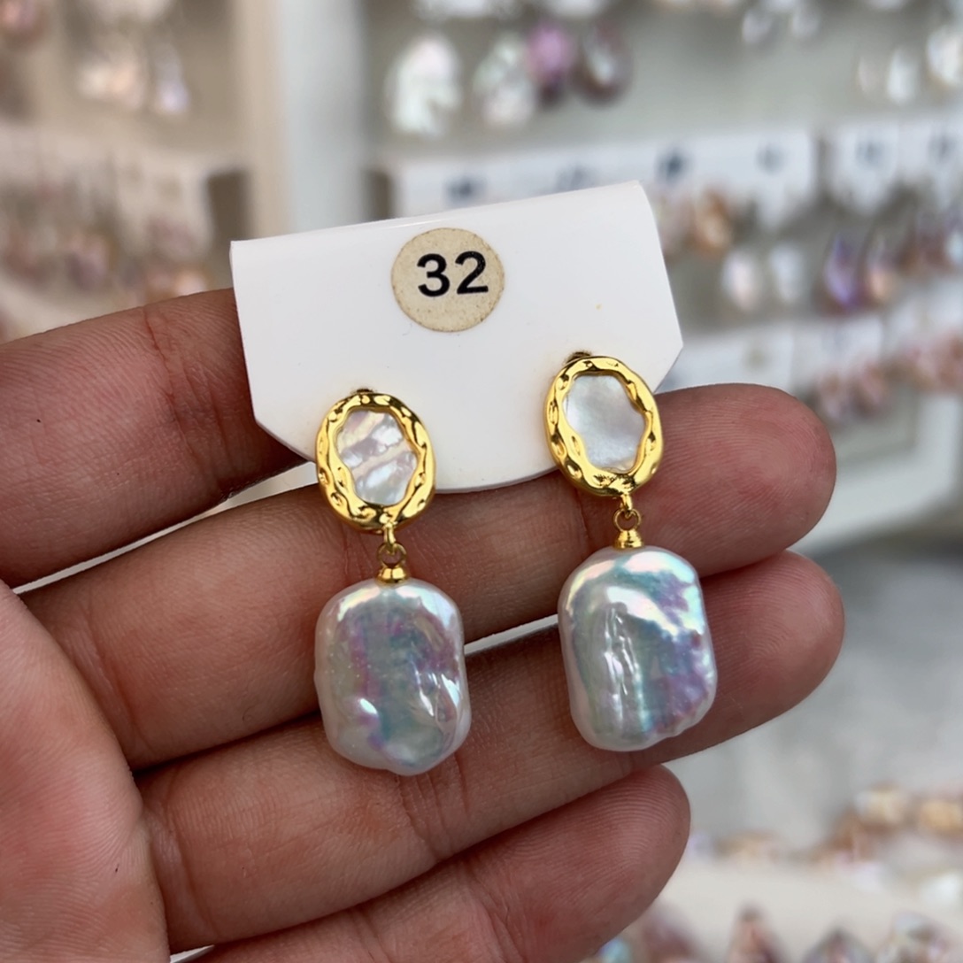 淡水珍珠耳饰未镶嵌吐**猫